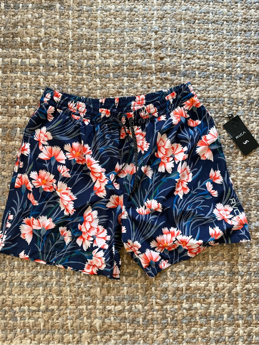 RVCA Navy Floral Men’s Swim Shorts nwt size XL